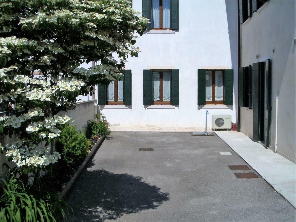 Mamma Mia On Ground Floor With Private Parking Tv-Venice Тревизо Экстерьер фото