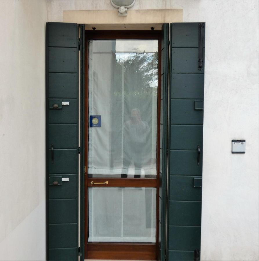 Mamma Mia On Ground Floor With Private Parking Tv-Venice Тревизо Экстерьер фото